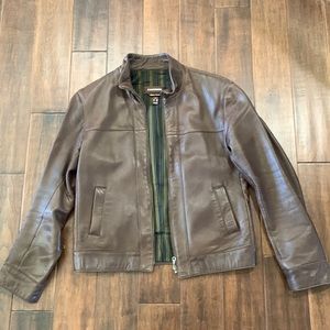 Brown leather jacket | size medium (UK 40)